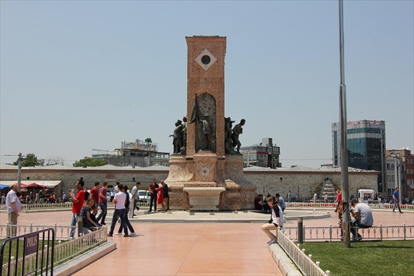 154-Монумент Независимости